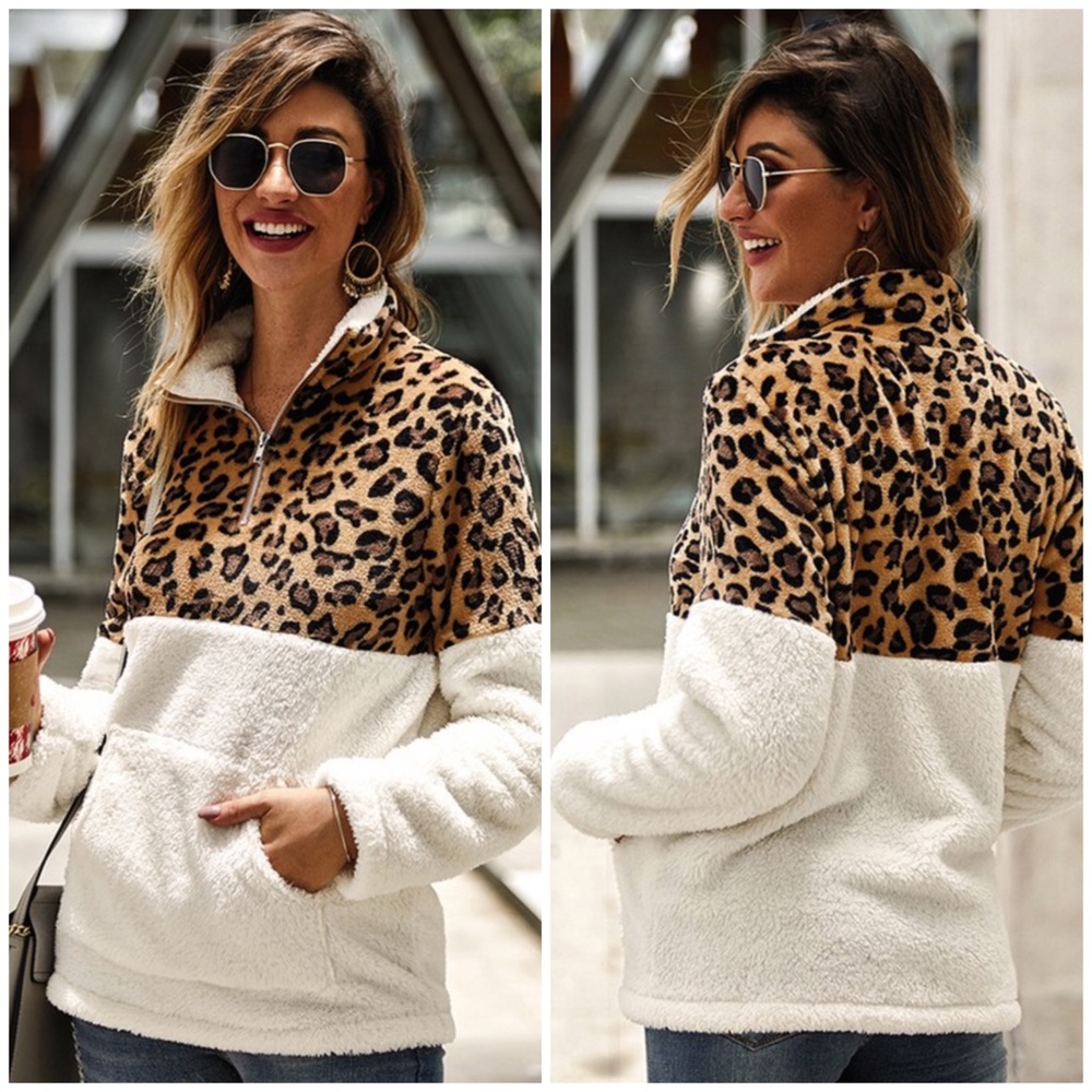 ❄️LAST2️⃣//LEOPARD FLEECE PULLOVER - Picture 2 of 2
